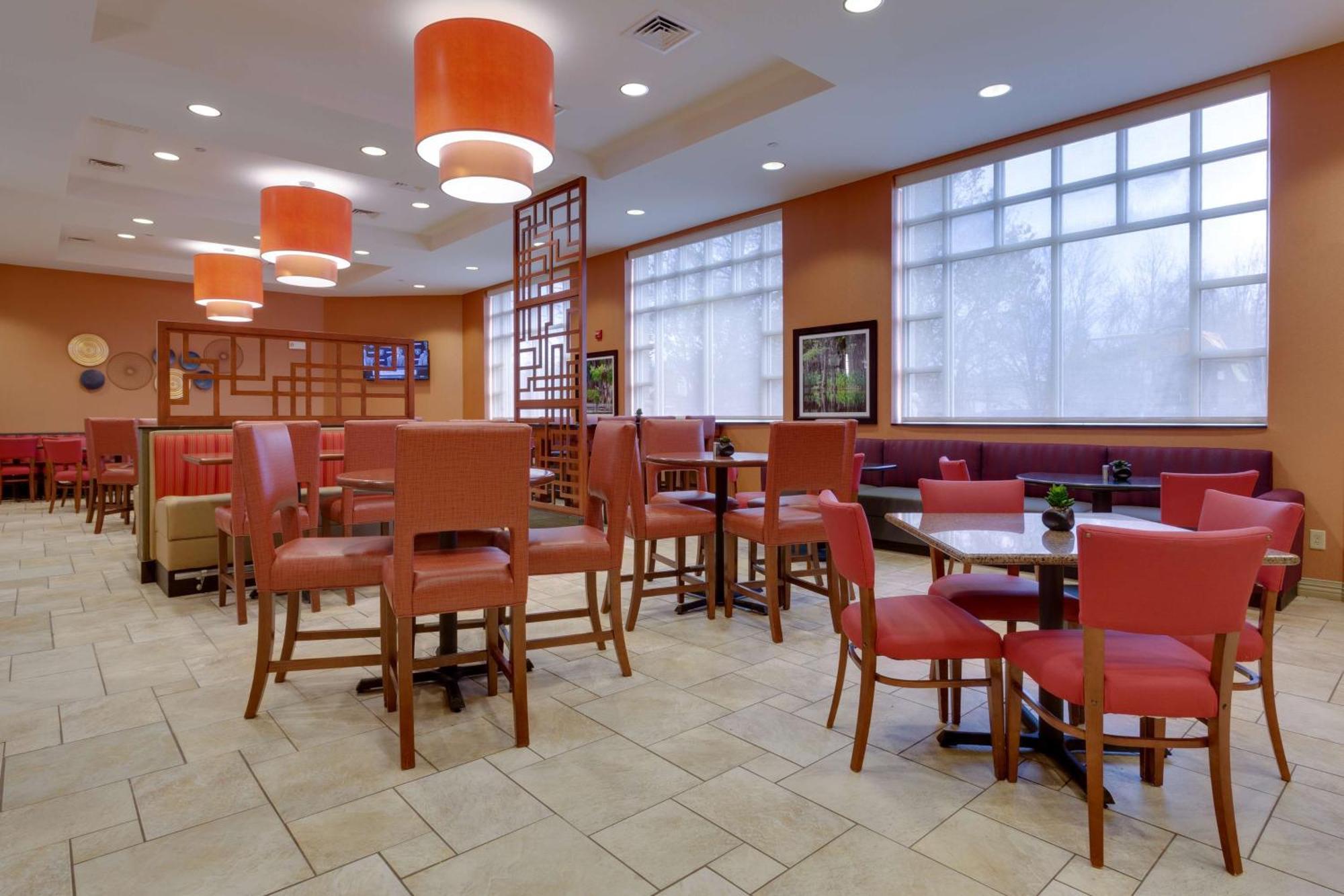 Drury Inn & Suites Baton Rouge Exterior photo