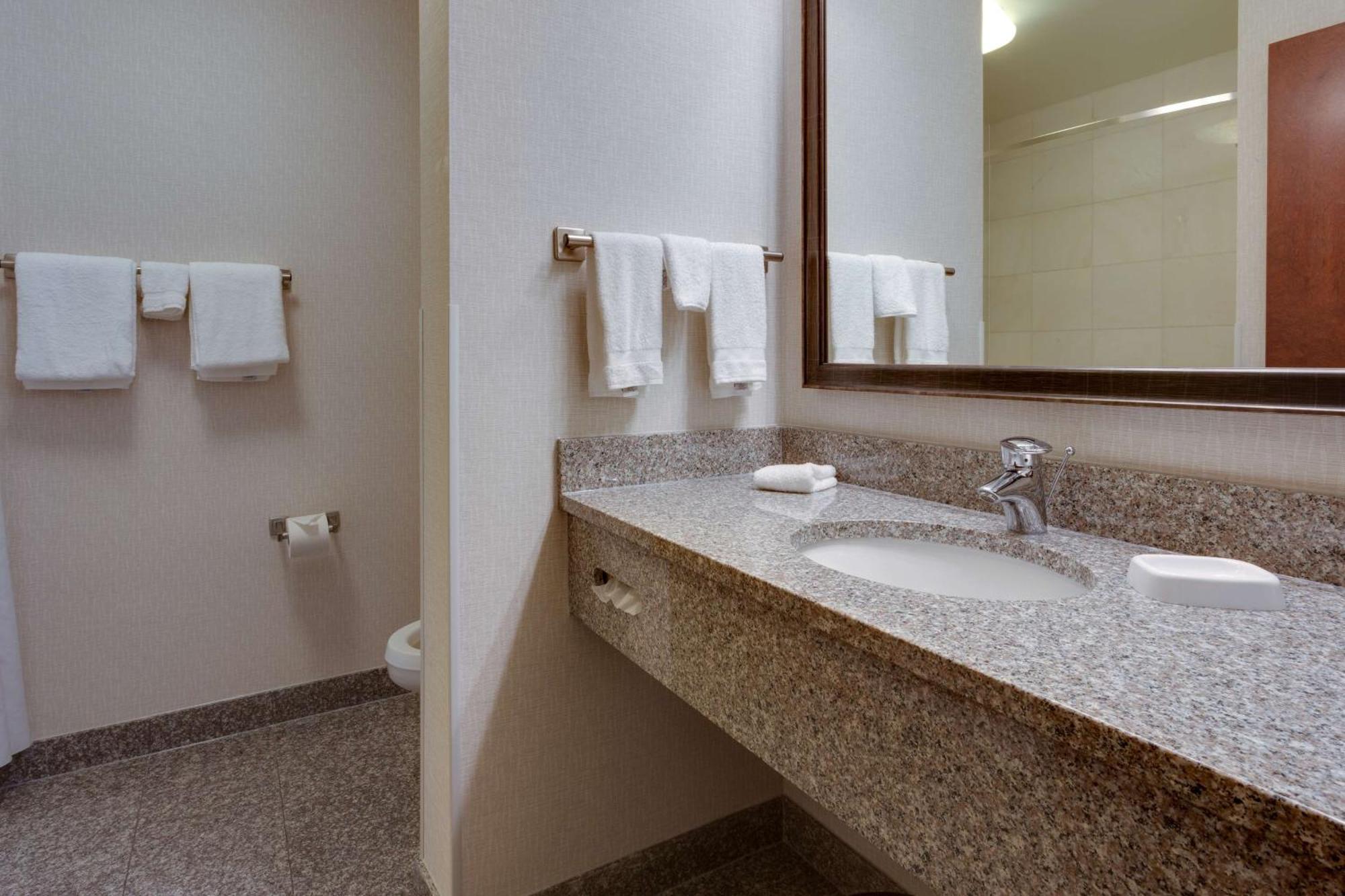 Drury Inn & Suites Baton Rouge Exterior photo