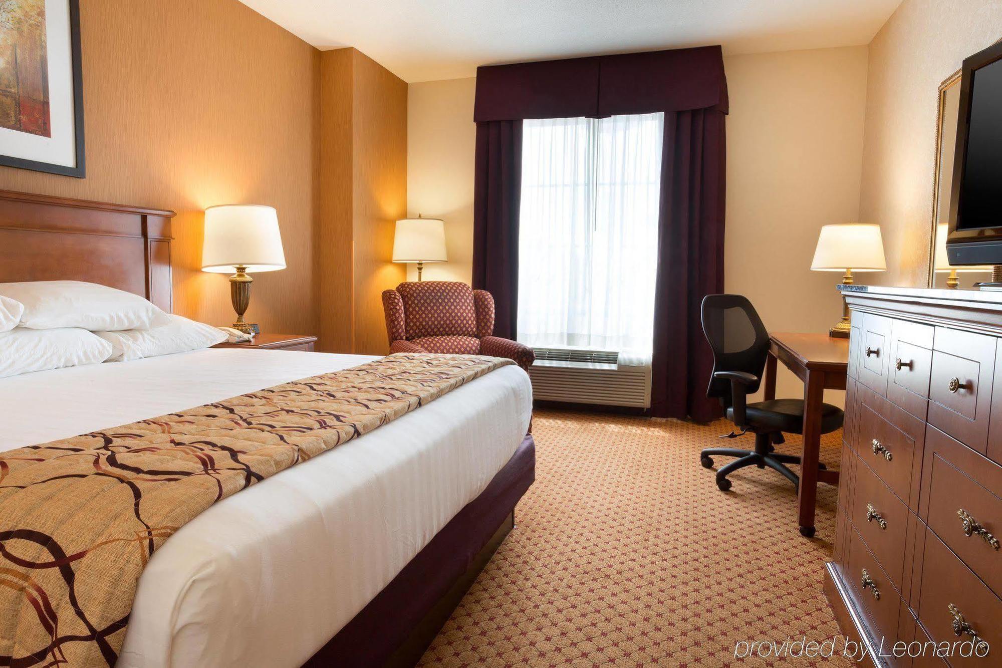 Drury Inn & Suites Baton Rouge Exterior photo